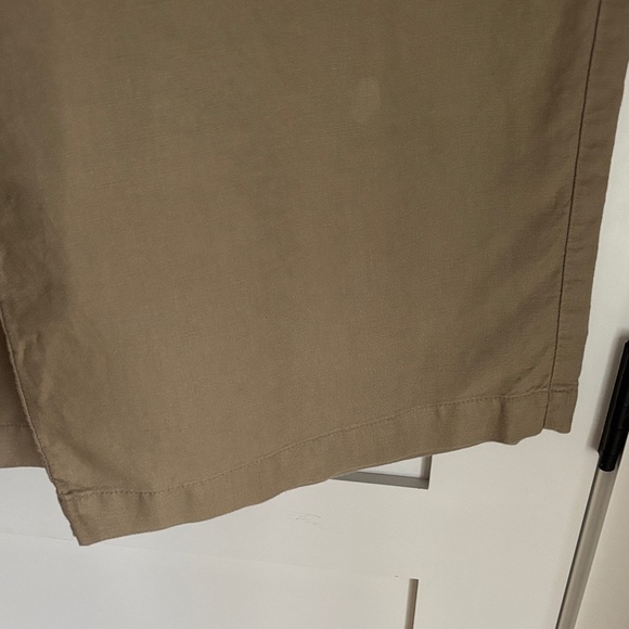 GAP Wide-Leg Cargo Pants in Khaki - Picture 4 of 10
